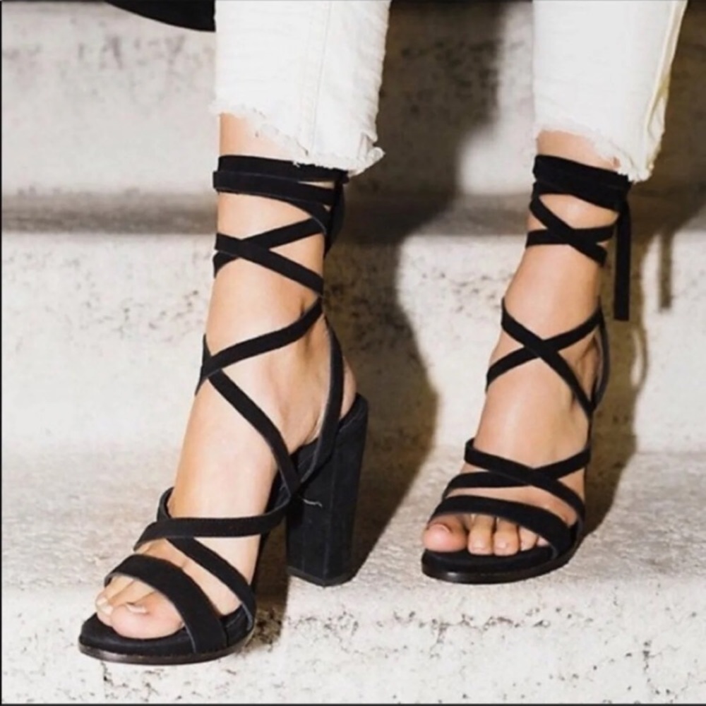 Anthropologie Faryl Robin Tan Lace-Up Heel